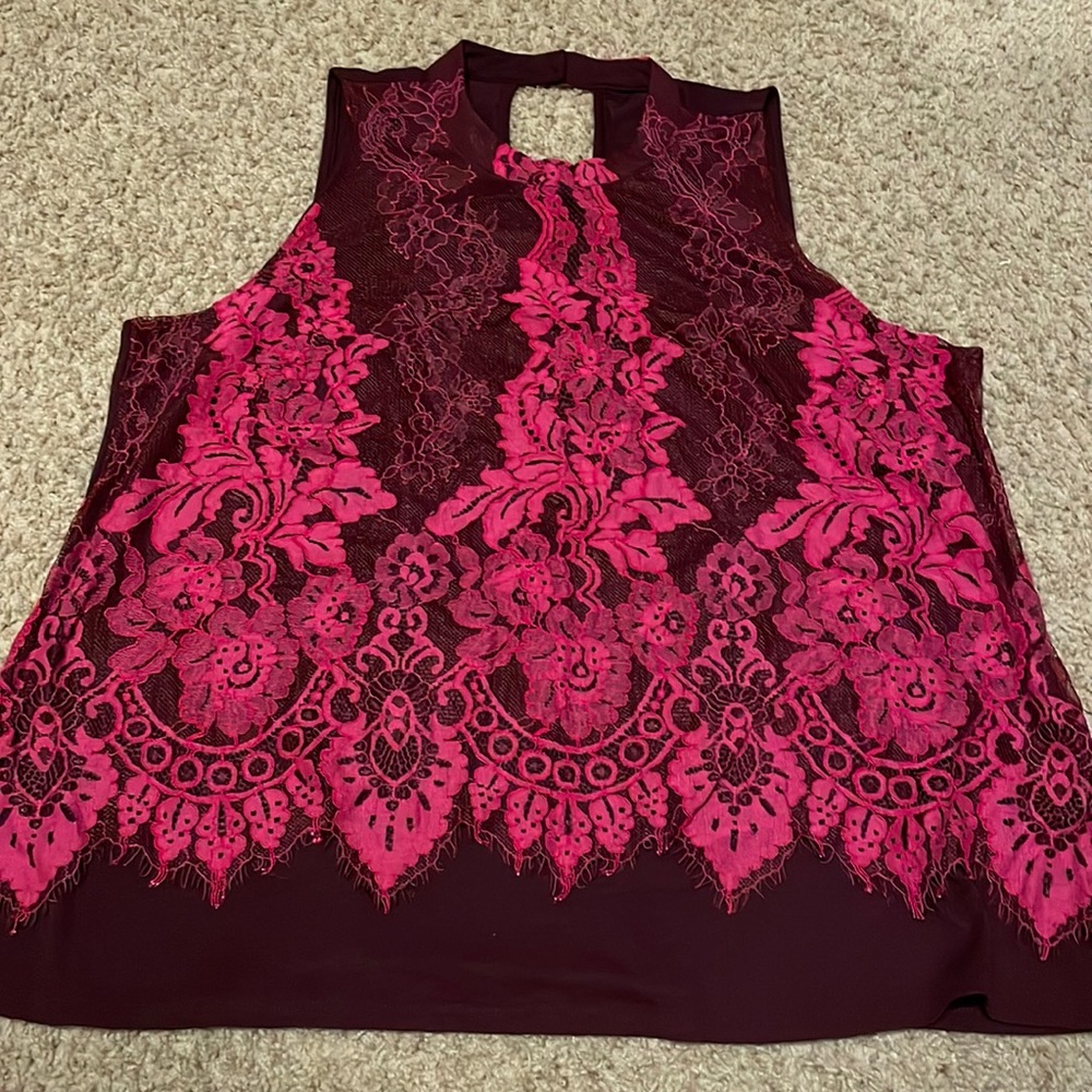 Womens Maurice’s top